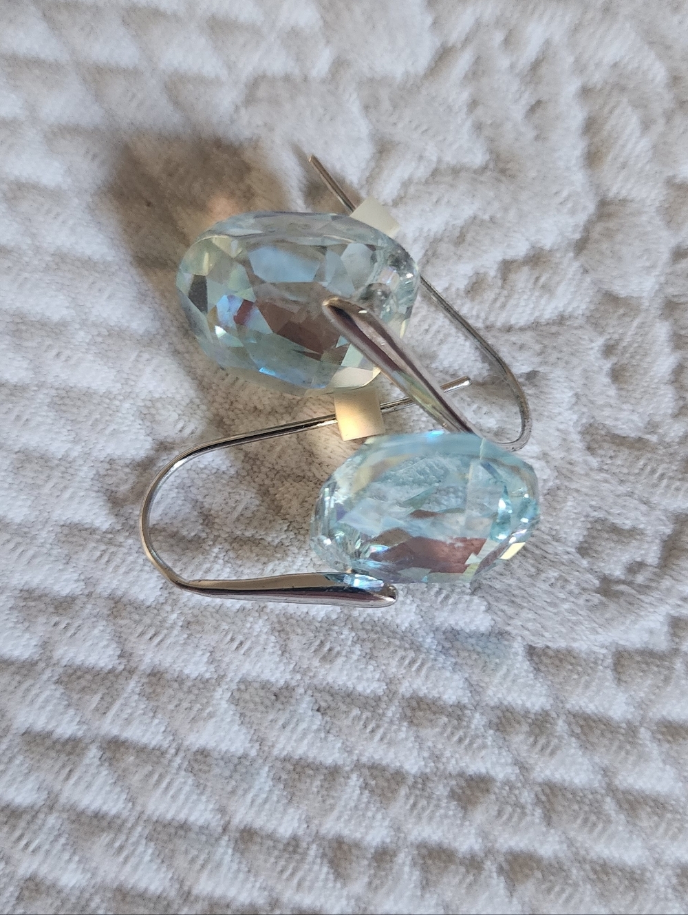 Light Blue Faceted Crystal Drop Earrings - Elegant Women's Jewelry